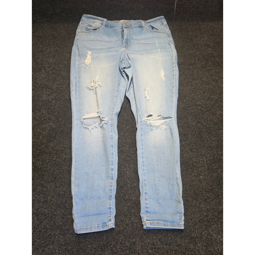 Wax Jean Butt I Love You Distressed Skinny Jeans Light Wash Blue Womens Size 18 - Picture 1 of 6
